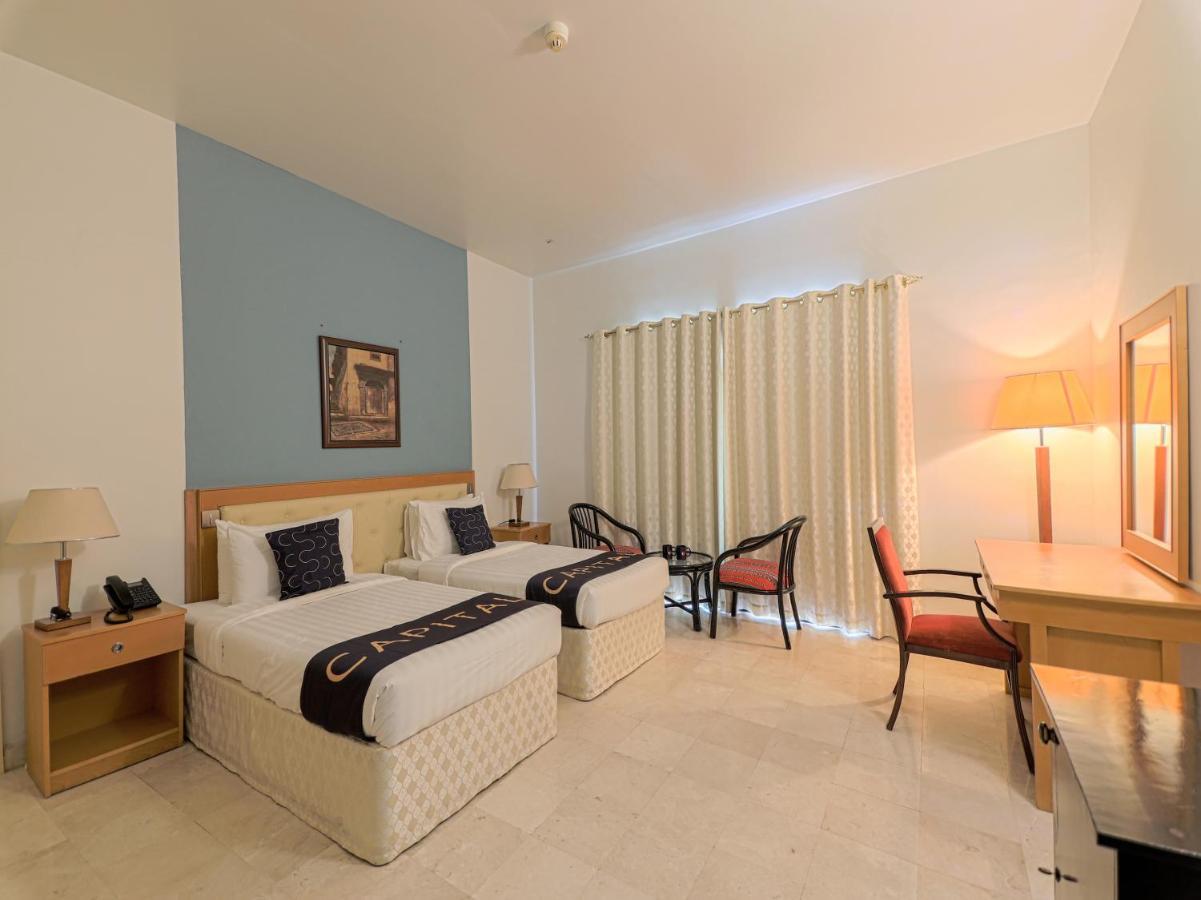 Capital O133 Al Sawadi Beach Resort & Spa Барка Экстерьер фото