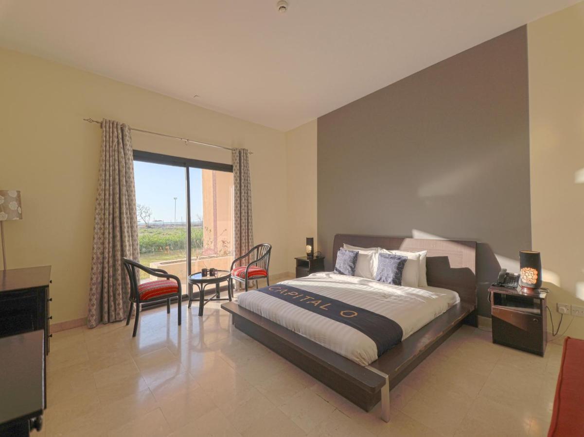 Capital O133 Al Sawadi Beach Resort & Spa Барка Экстерьер фото