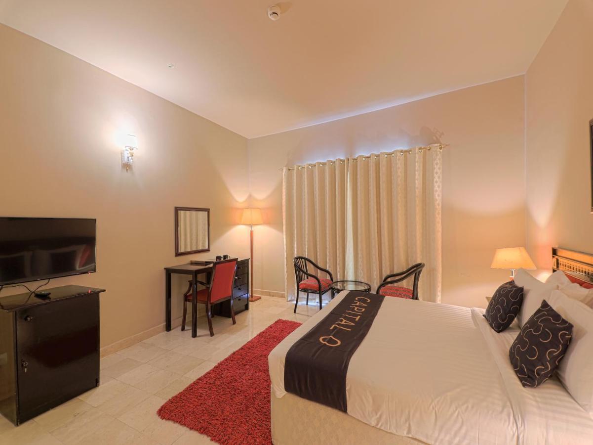 Capital O133 Al Sawadi Beach Resort & Spa Барка Экстерьер фото
