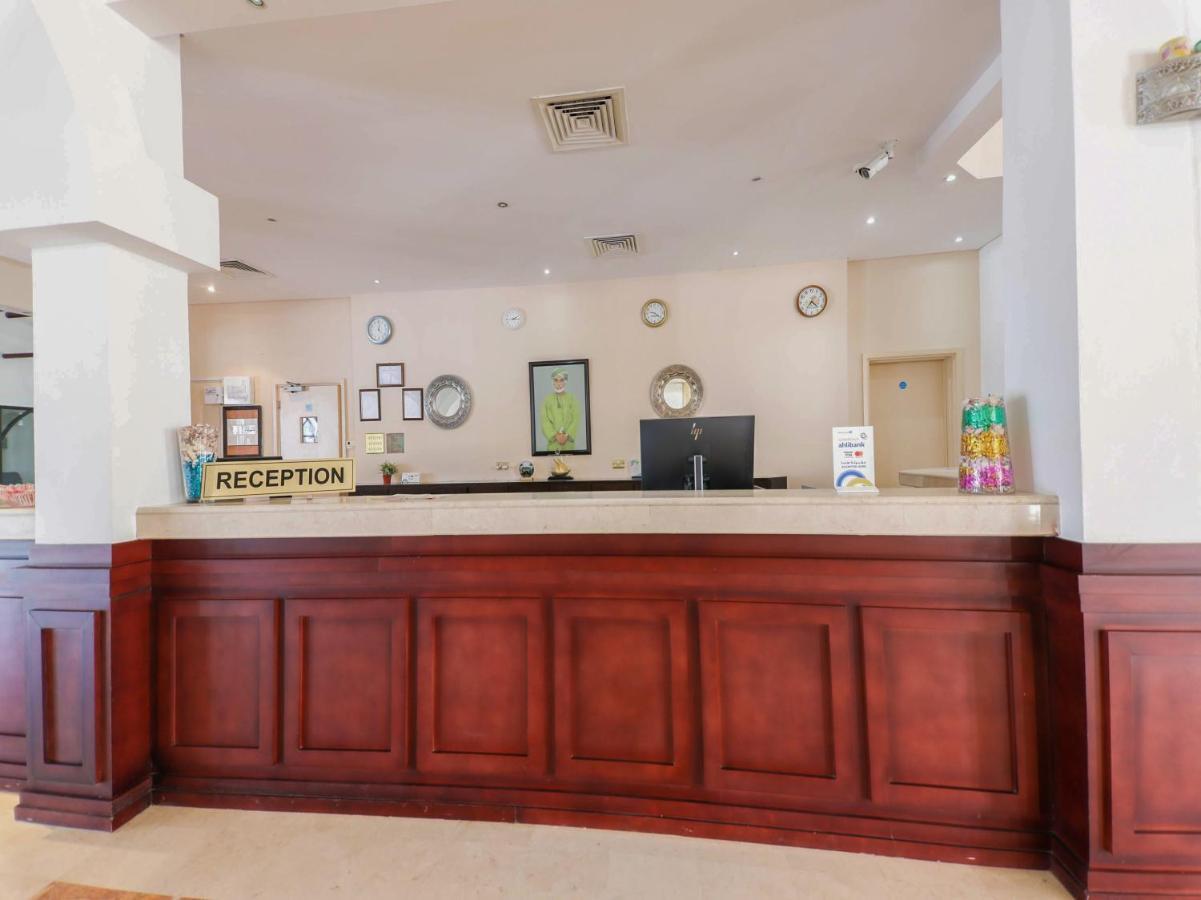Capital O133 Al Sawadi Beach Resort & Spa Барка Экстерьер фото